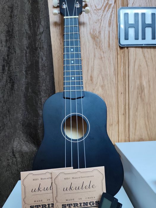 Ukulele sopranowe - zestaw