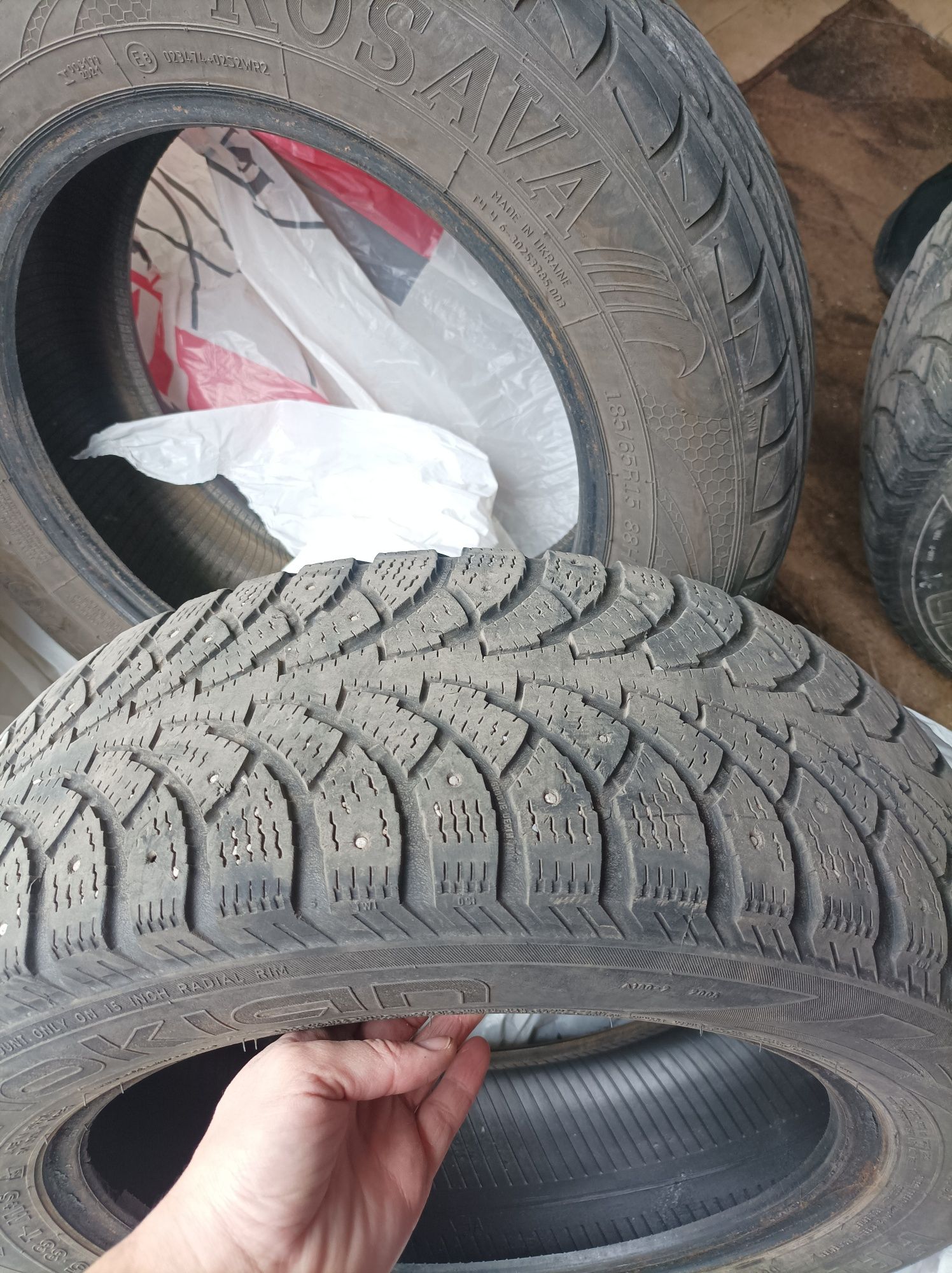Nokian зимові шини 195/60 R15