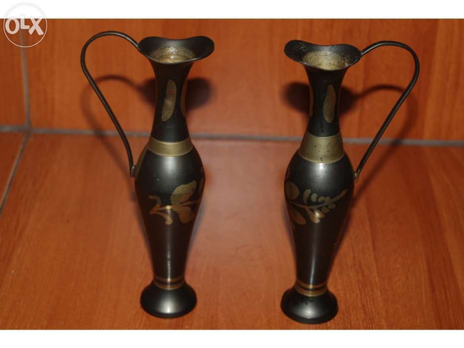 Jarros para decoração em metal