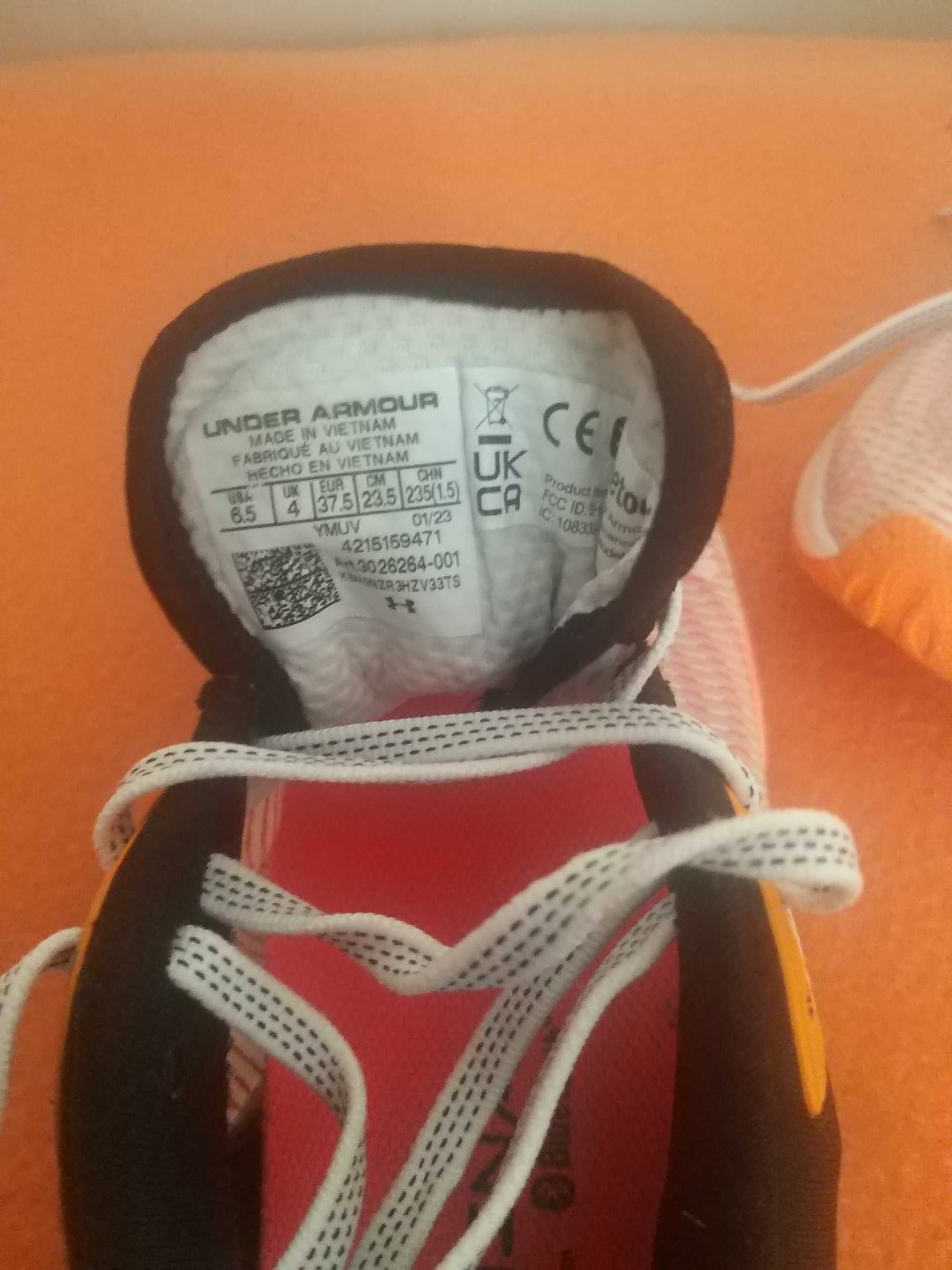 Buty damskie Under Armour do biegania 37,5