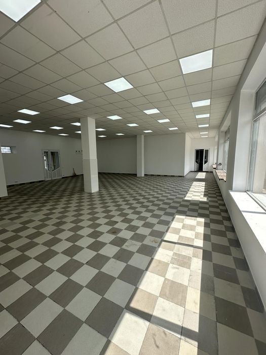 156 м.кв центральний ринок оренда