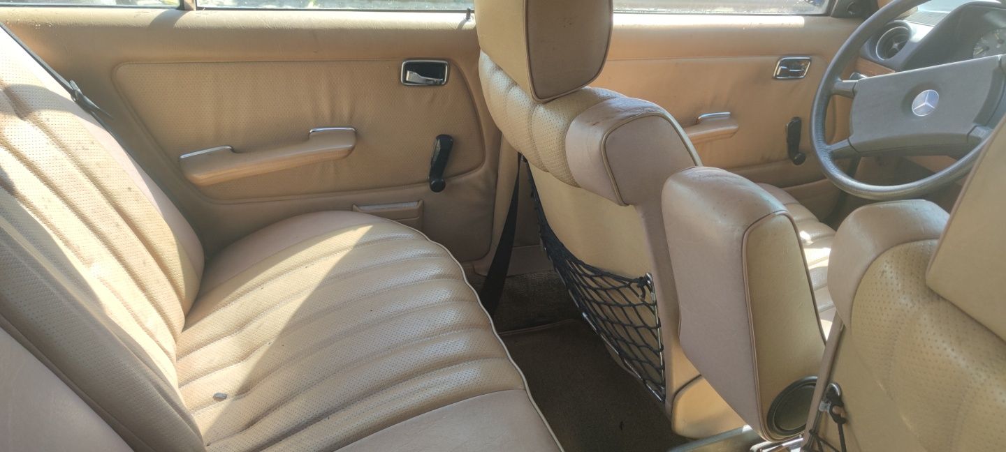 Mercedes 300 D  w123