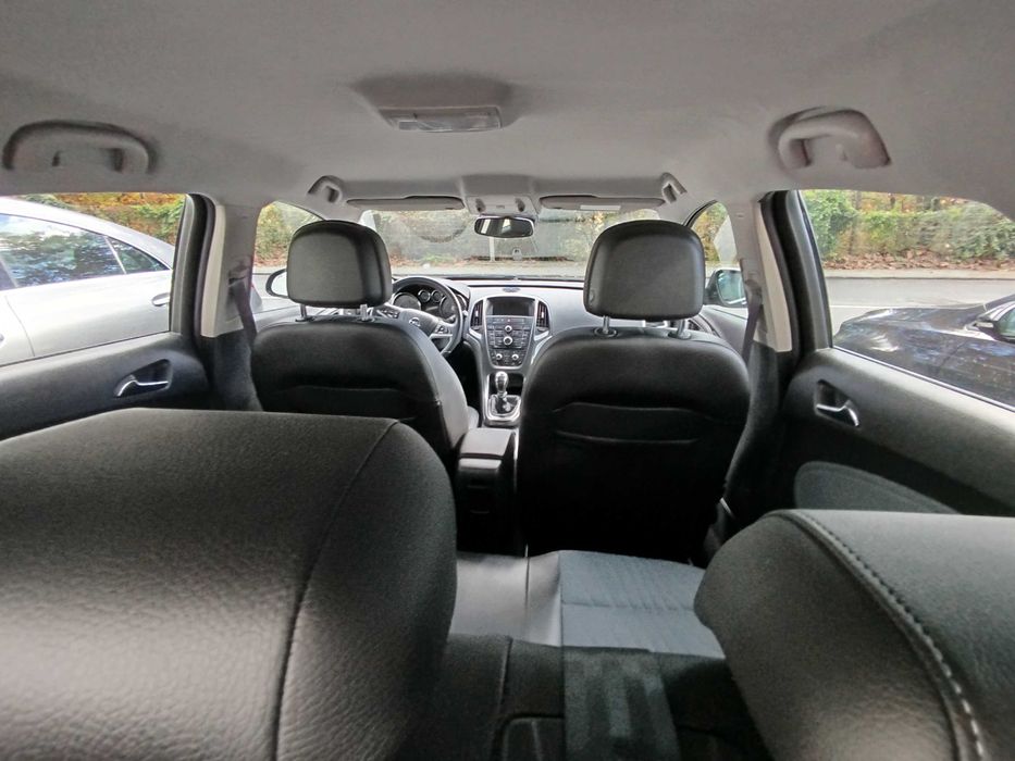 Astra Exclusive 2014 1.6 CDTI