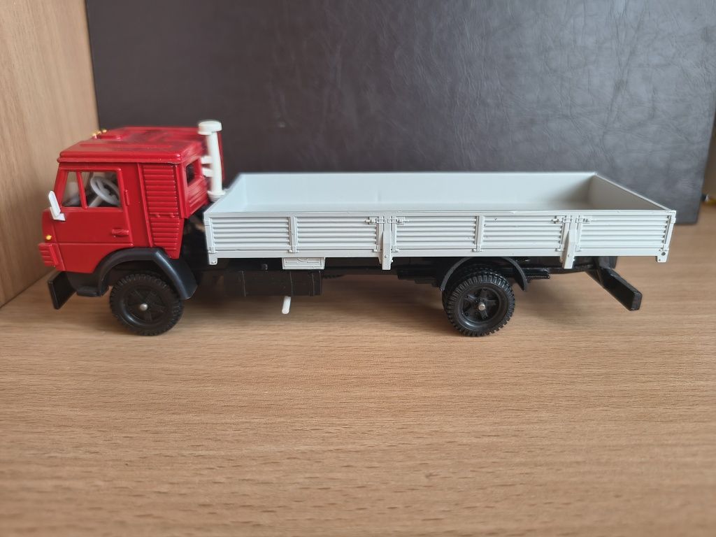 Model KamAZ-5325 skala 1:43, ZSRR, CCCP, AREK