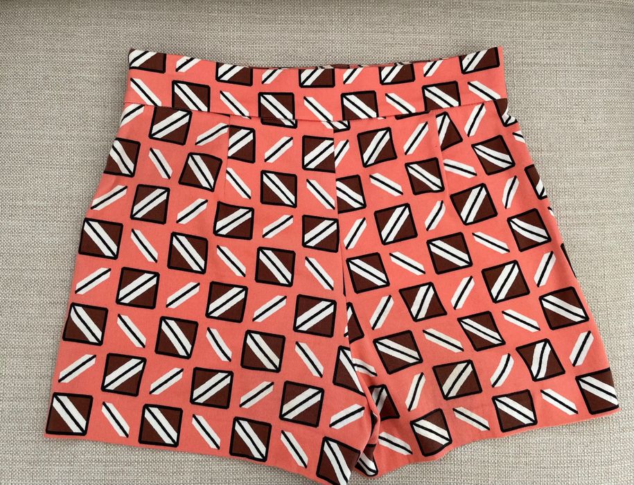 Calções Zara com padrão