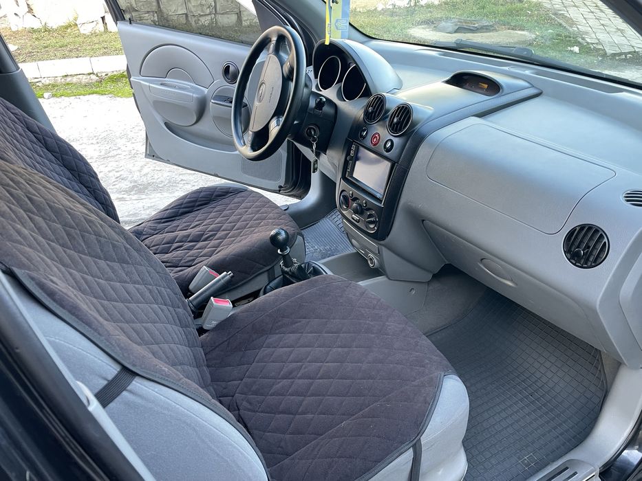 Chevrolet aveo 1,5 2005 рік