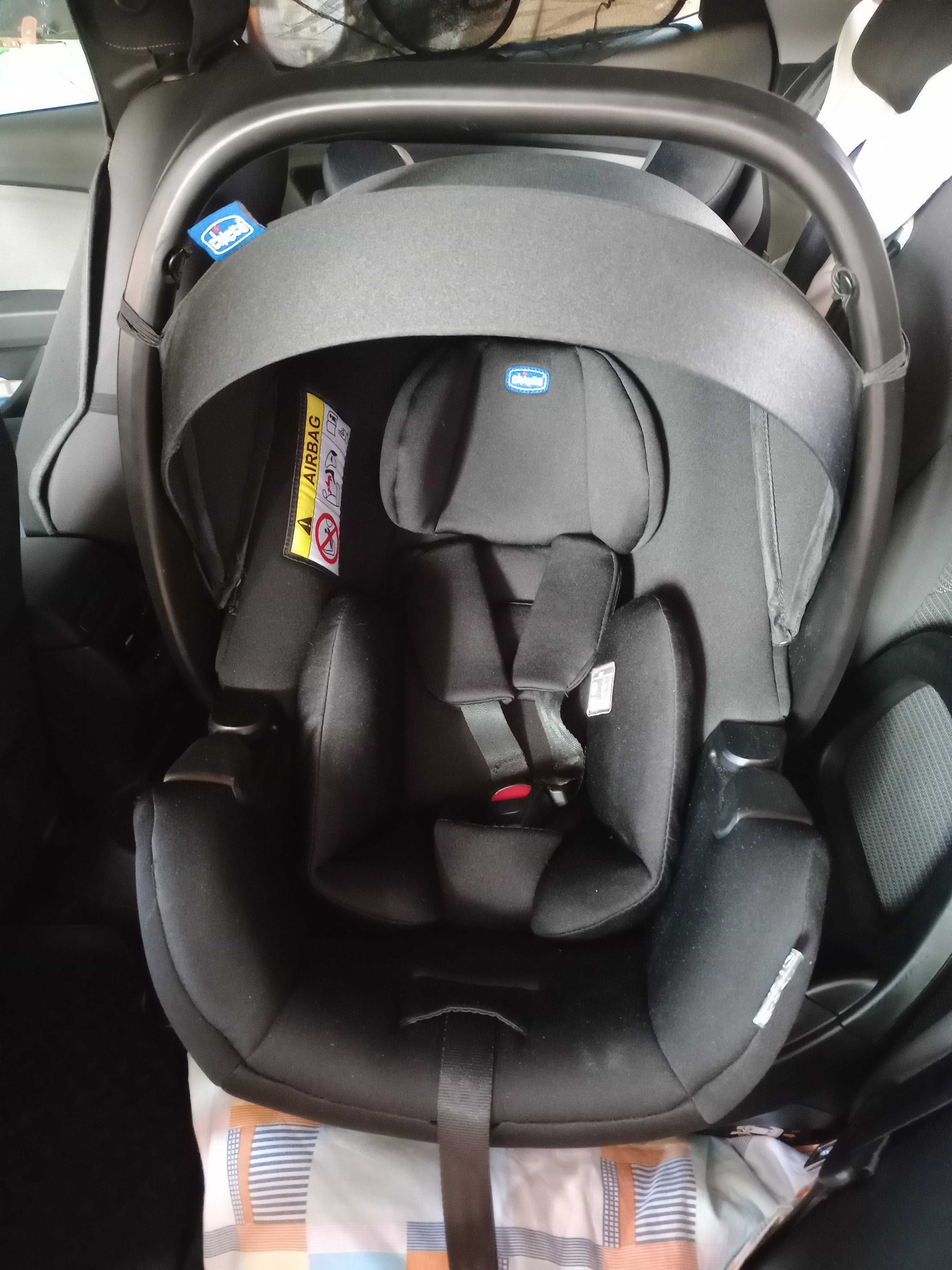 Chicco Kory I-size 40-80cm e base isofix rotativa 360º