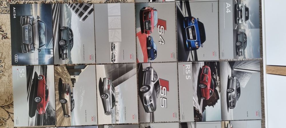 Prospekt BMW i8, na innej Audi Q7, A8, A6, Q5, BMW 8, 7, 5 ...