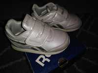 Adidaski reebok r. 21.5 nowe papcie gratis