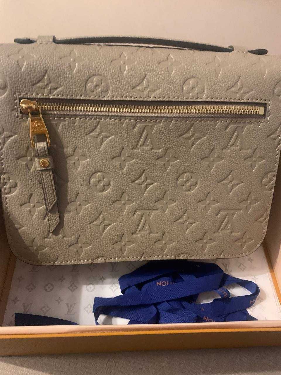 Сумка женская Louis Vuitton Pochette Metis Bag  в идеальном состоянии