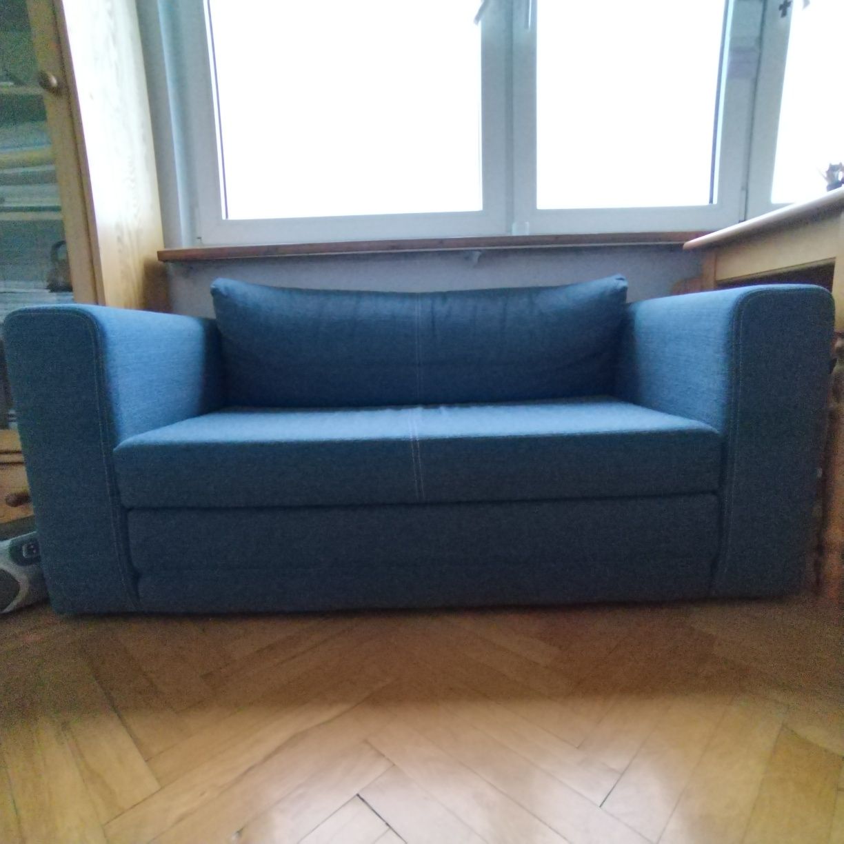Sofa rozkładana.