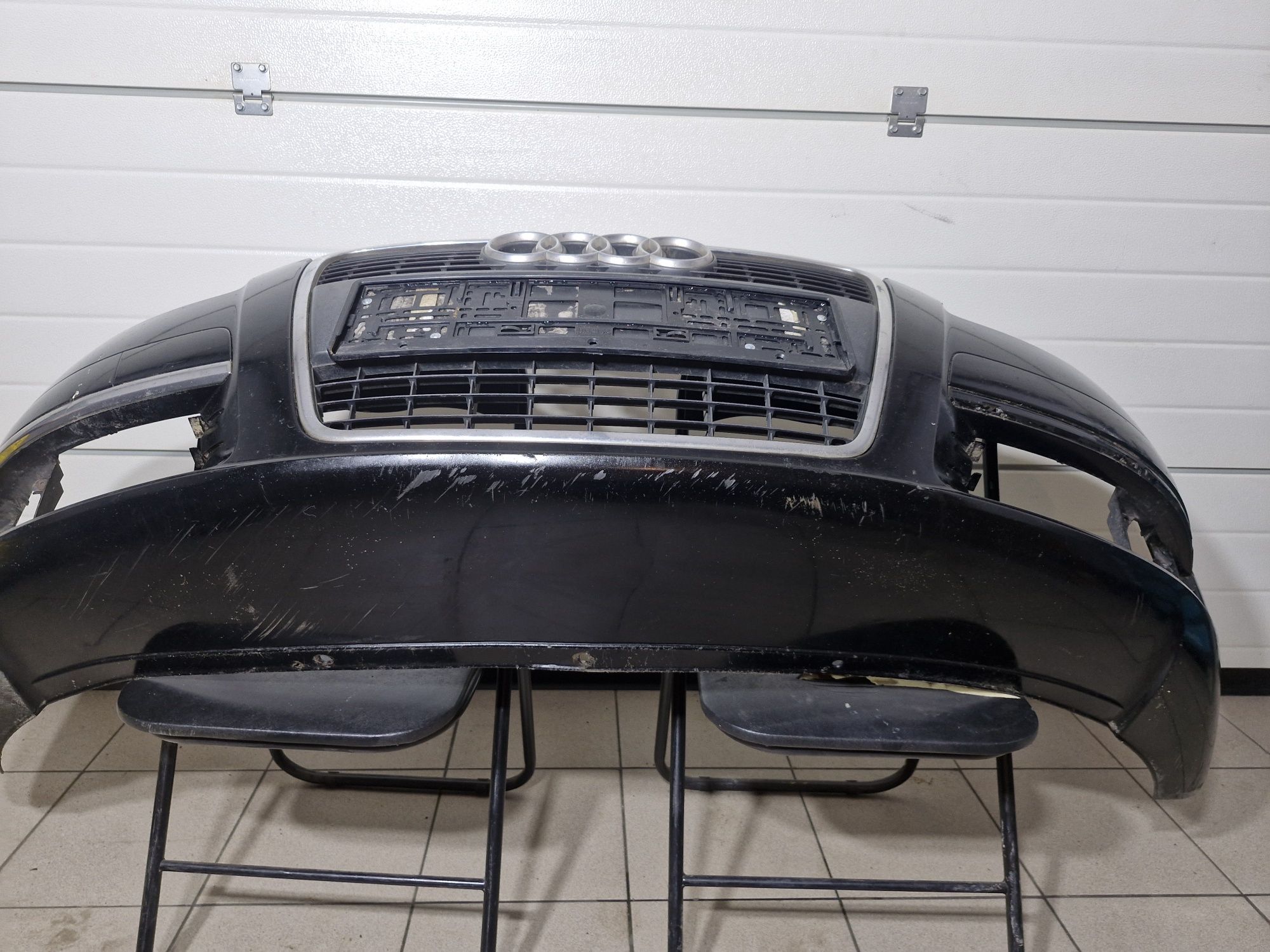 Zderzak gril audi a6 c6