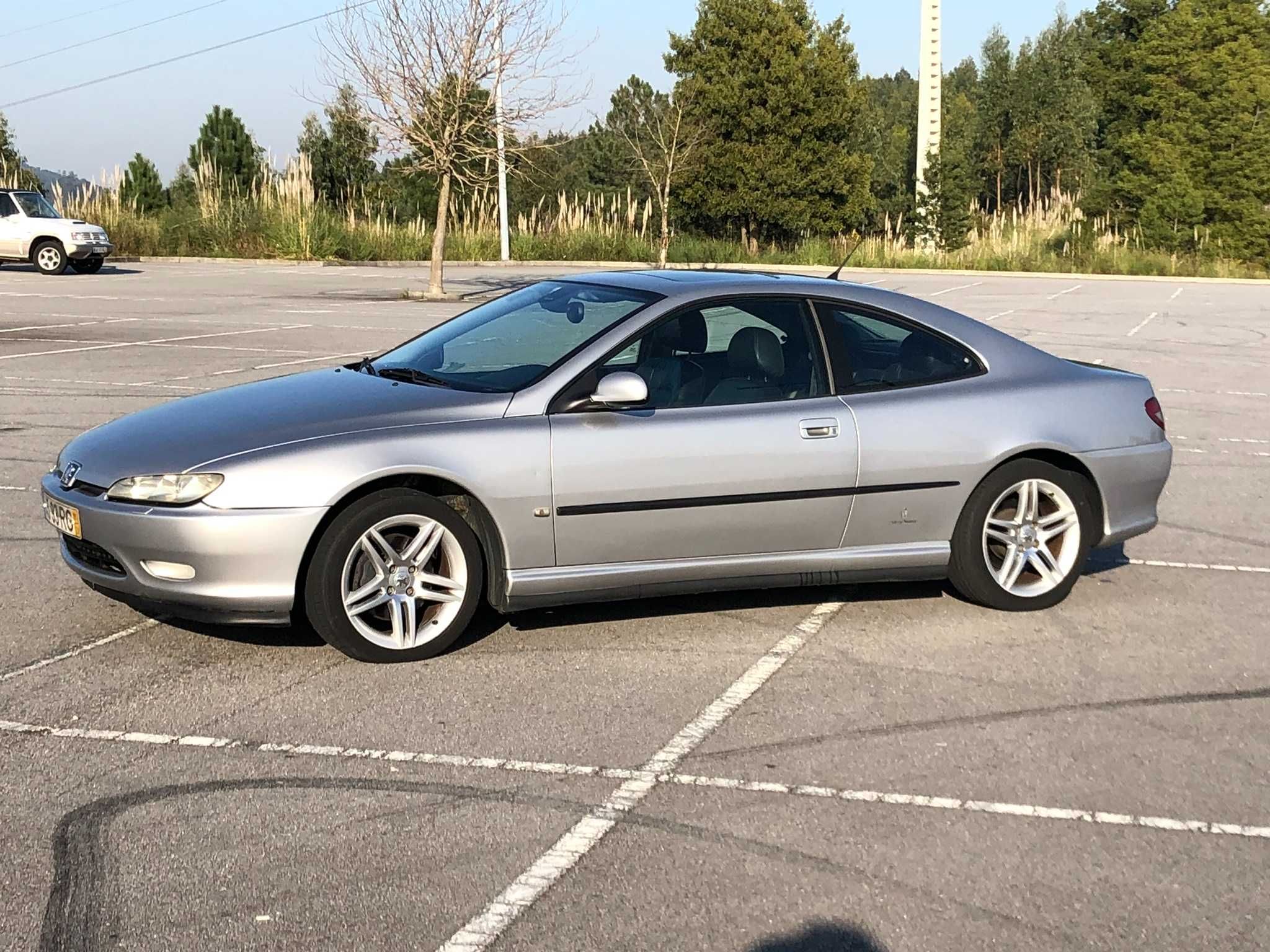 Vende-se 406 Coupé 2.2 HDI