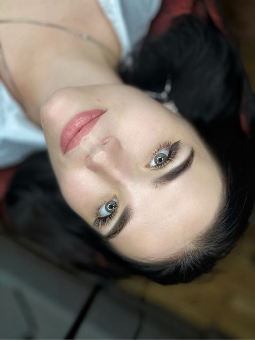 Наращивание ресниц по очень приятной цене