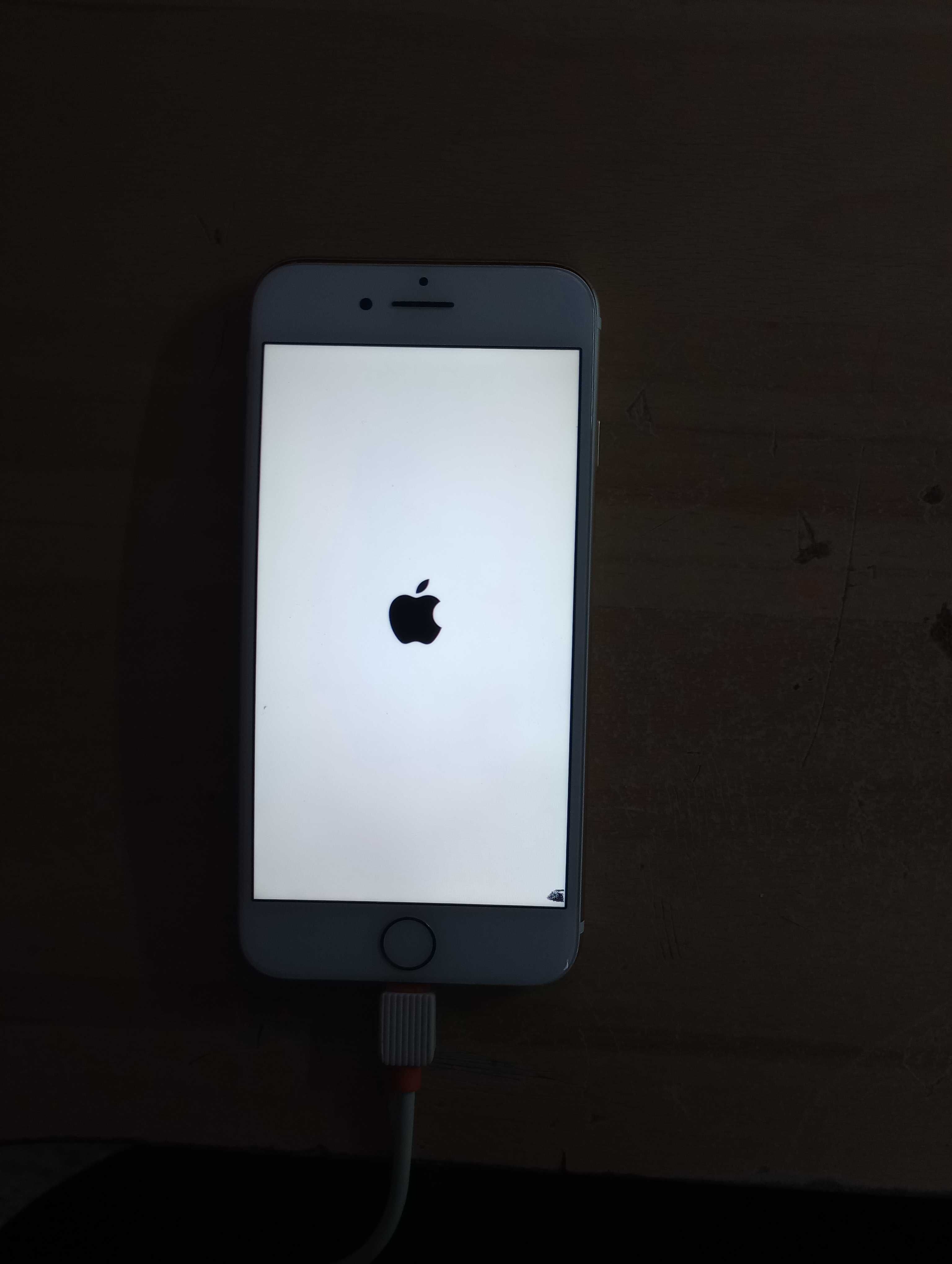 Sprzedam iPhone 7/32 GB