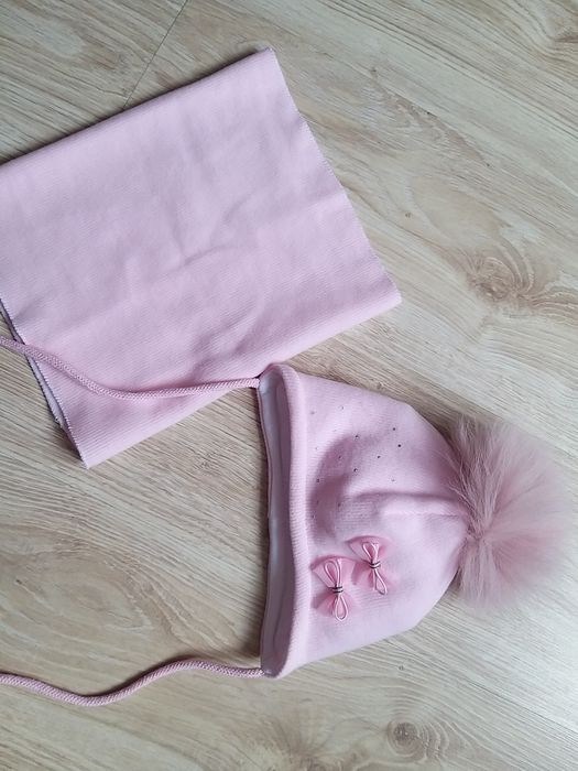 Komplet zimowa czapka z pomponem oraz komin