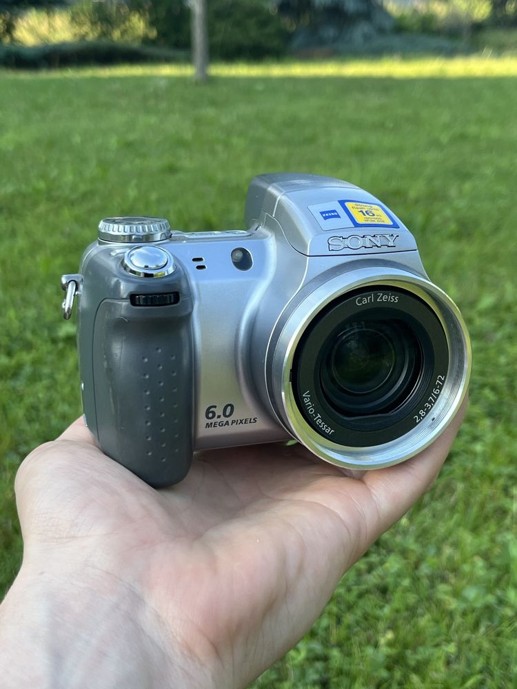 Sony Cyber-shot DSC‑H2 – vintage aparat cyfrowy, stan bardzo dobry