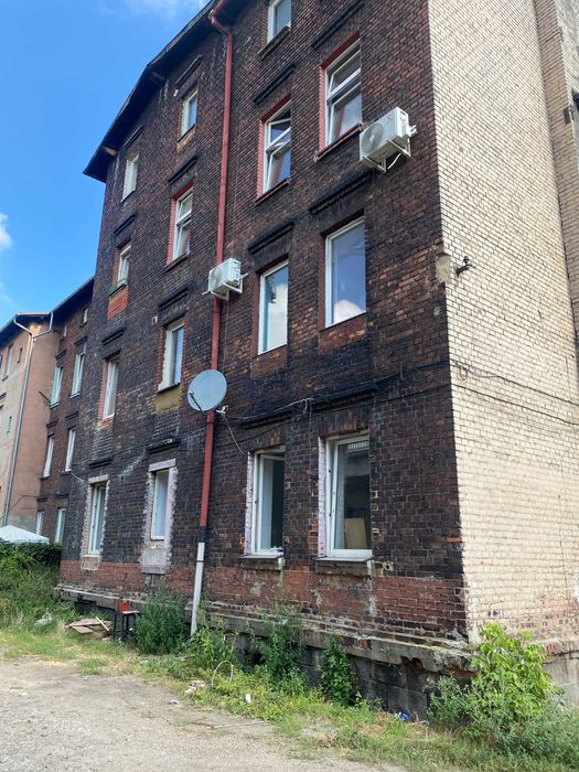 Bez prowizji na sprzedaż kawalerka do generalnego remontu w Chorzowie