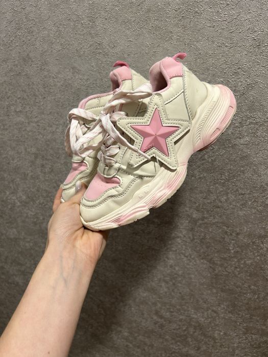 Кроссовки на девочку