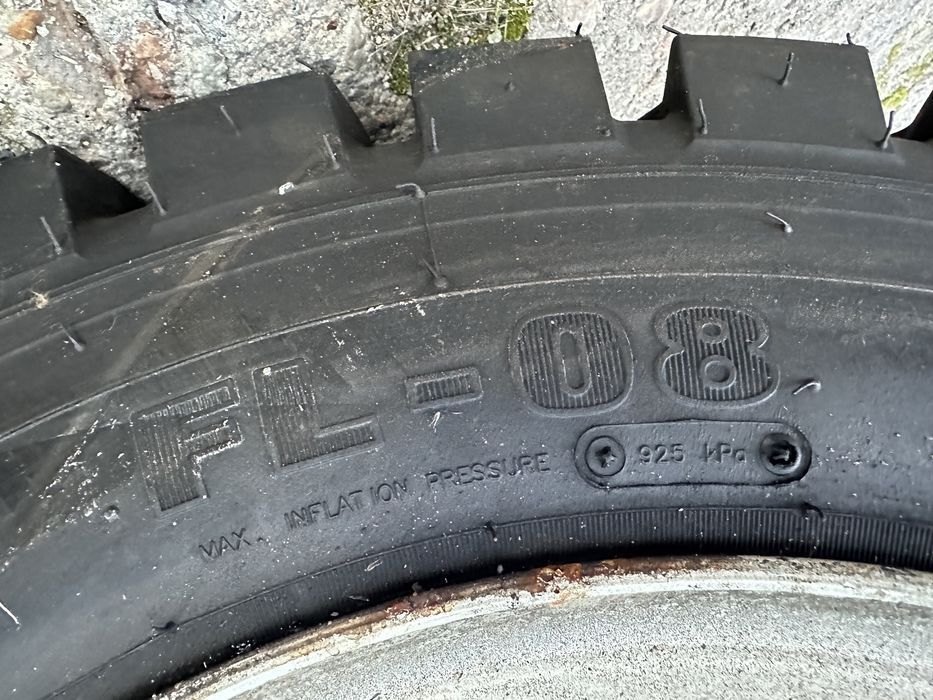 Koła 7.50-15 7.5-15 Mitas FL-08 14PR Koparka Zeppelin Atlas Wacker