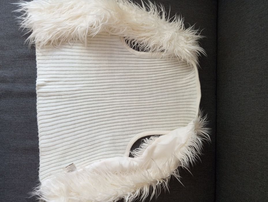 Biała kamizelka z futerkiem claire's