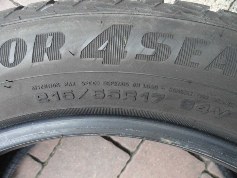 215/55R17 Goodyear 2 sztuki CAŁOROCZNE 2021 rok