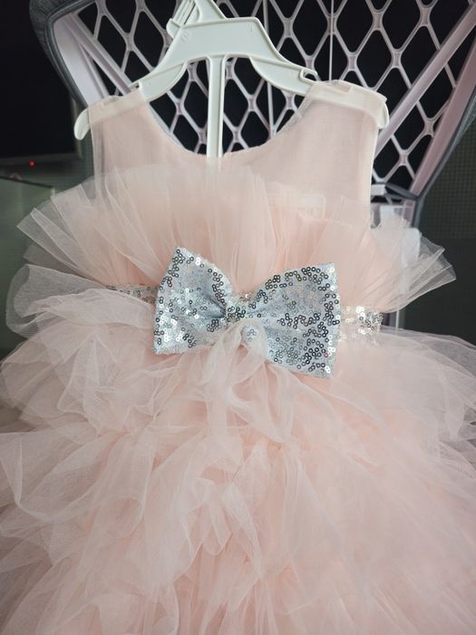 Супер пишна дитяча рожева персикова малинова сукня на 1 2 3 4 5 р