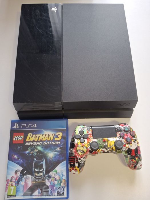 Konsola ps4 z padem I grą playstation 4 batman