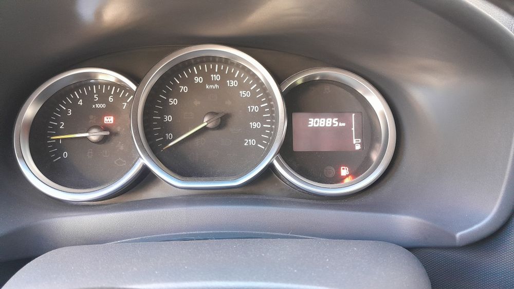 Рено Сандеро Renault Sandero