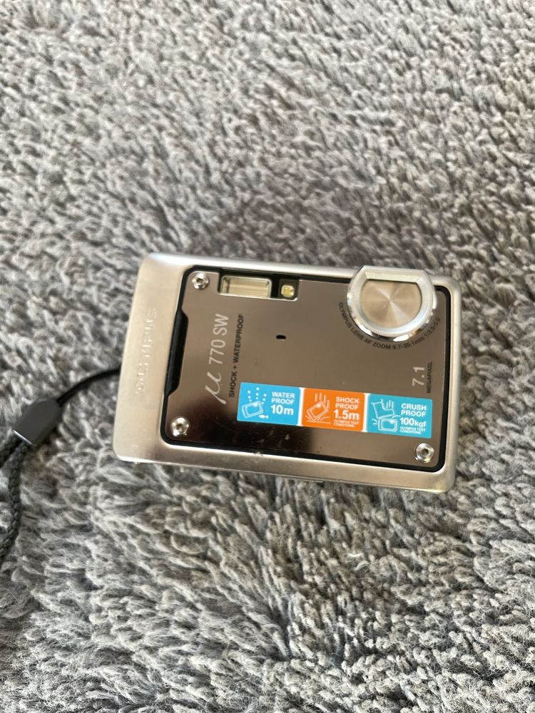 Olympus 770 sw aparat maly pancerny