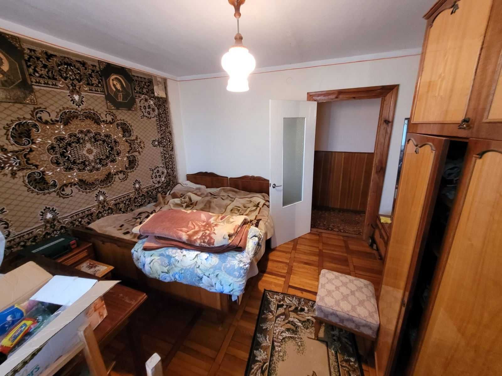 2-х кімнатної квартири, смт. Добротвір
