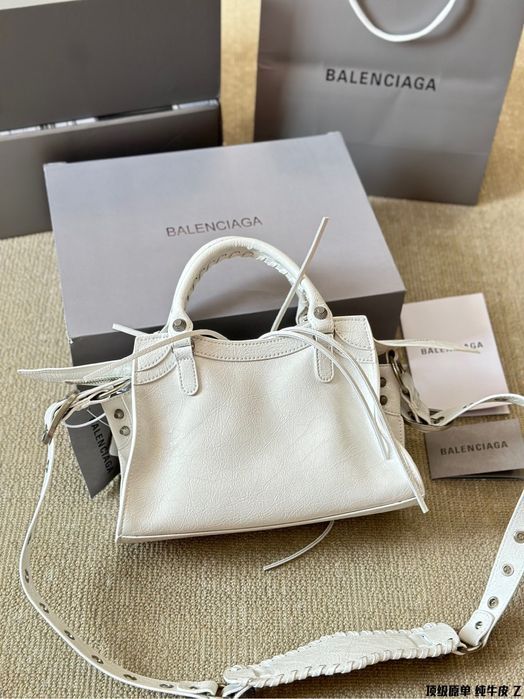 Сумка Balenciaga Mini City