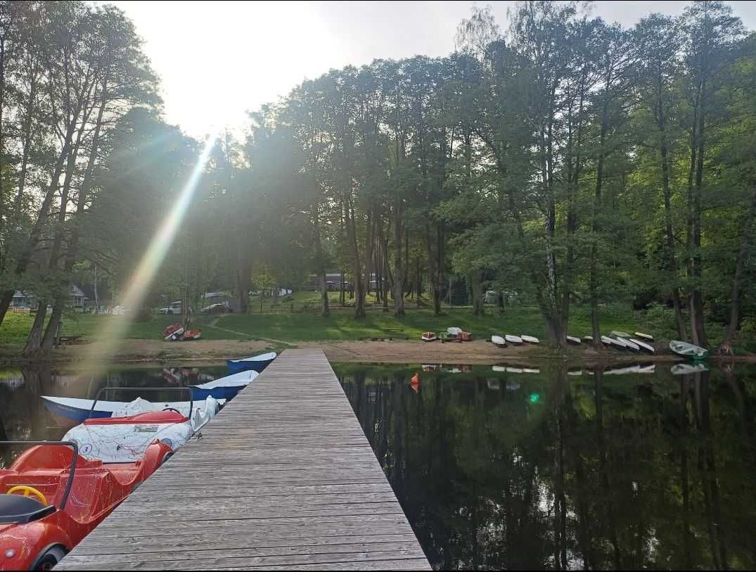 Domki nad jeziorem  Liksajny -cena os .camper/imprezy/namioty