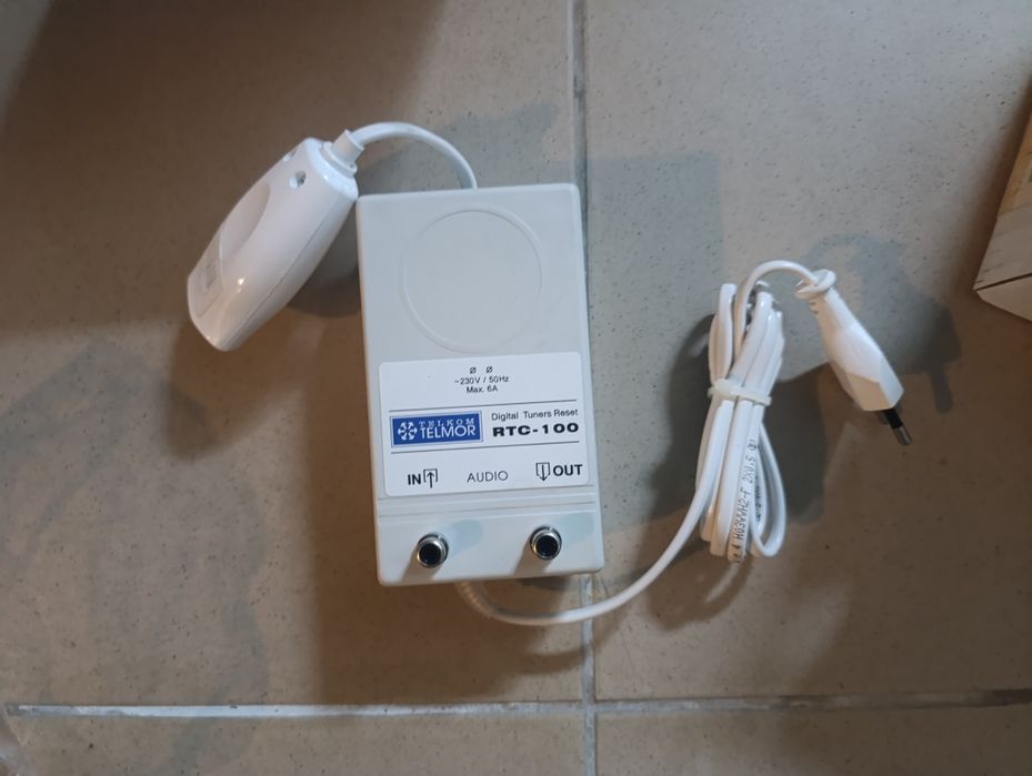 Resetator tunerów cyfrowych TELKOM-TELMOR RTC-100.