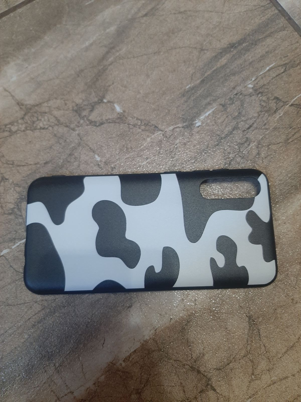 Продам чехол, накладка, бампер на Samsung galaxy A50