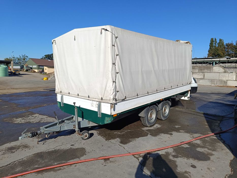 Przyczepka samochodowa z plandeką 410x200