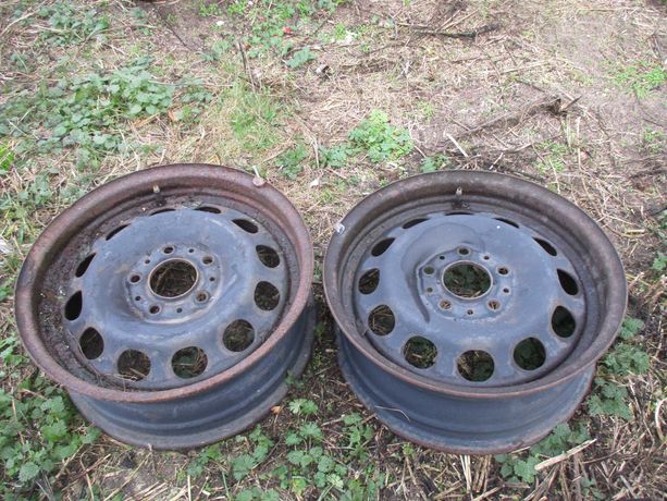 Felgi stalowe BMW E81 E87 E82 16 cali ET37 - 2 szt.