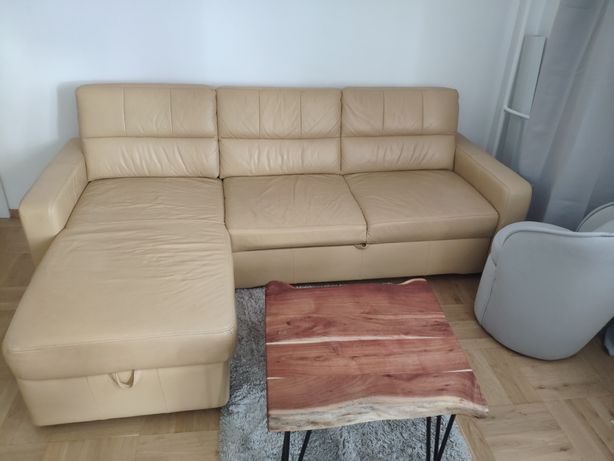 Sofa rozkładana skórzana beżowa salon
