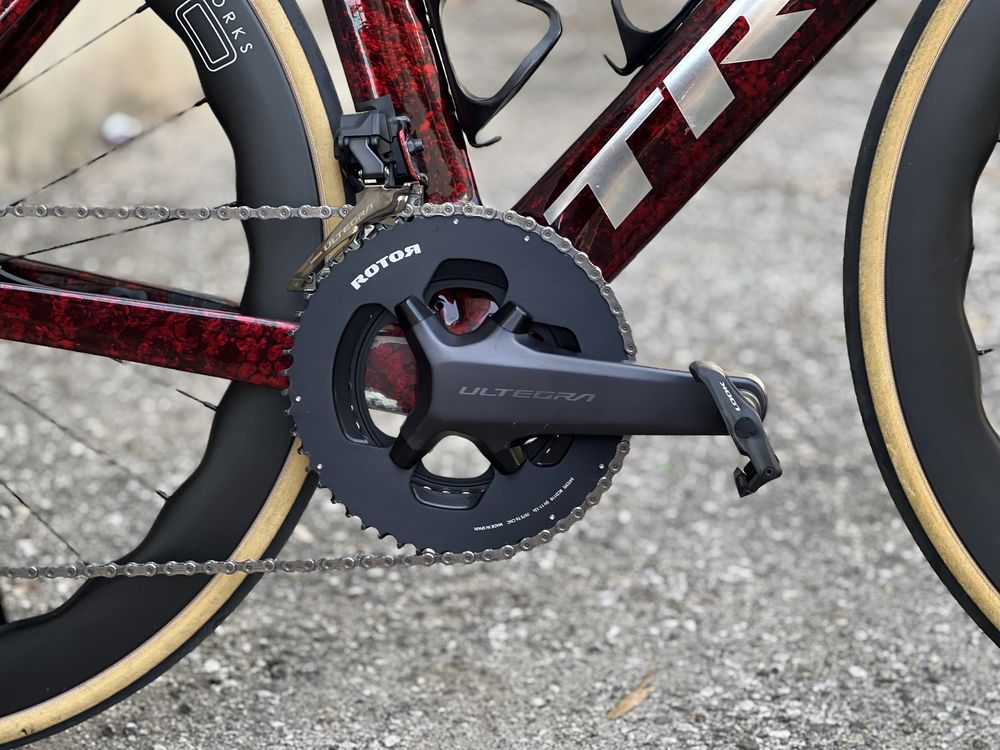 V: Trek Madone SLR / Ultegra Di2 12v