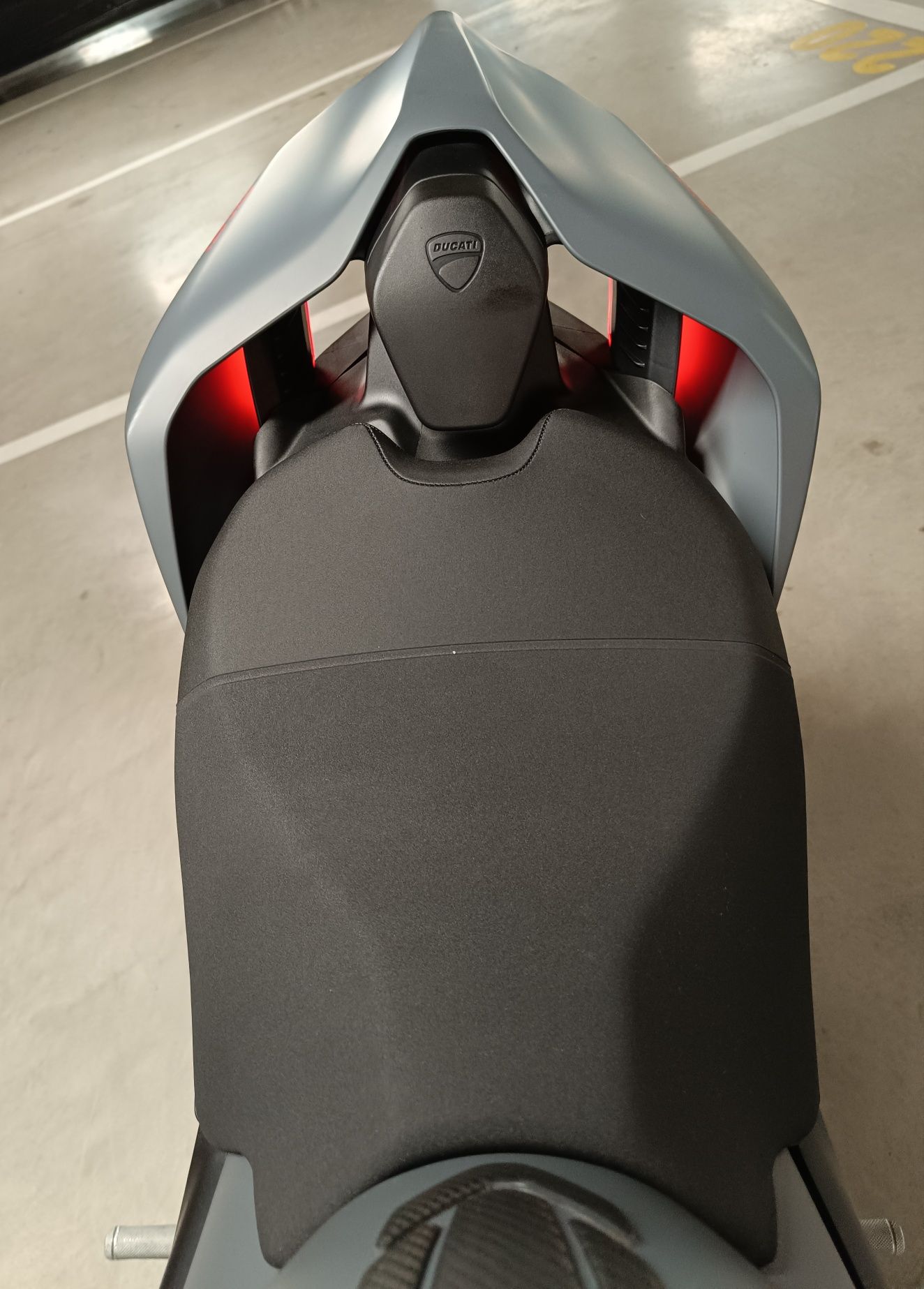 Ducati Streetfigther V4 S