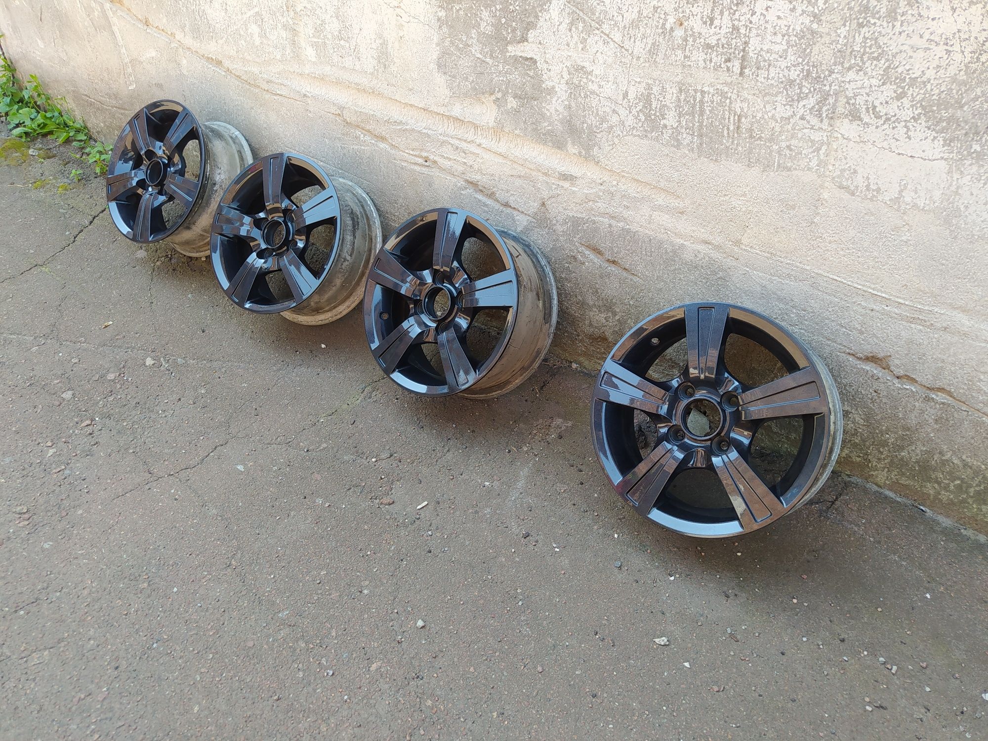 Продам диски r13 4*100
