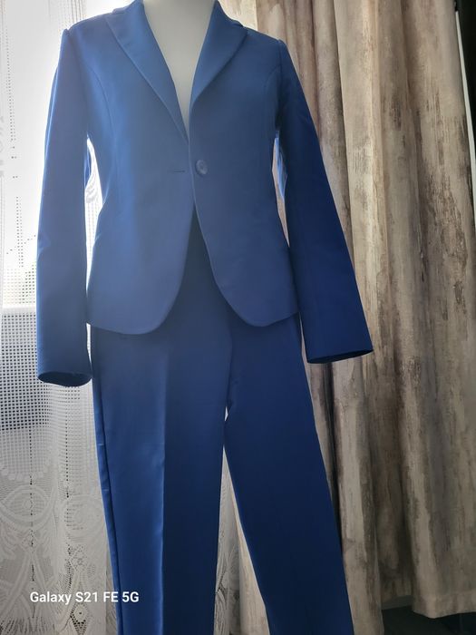 Damski elegancki  garnitur r 40
