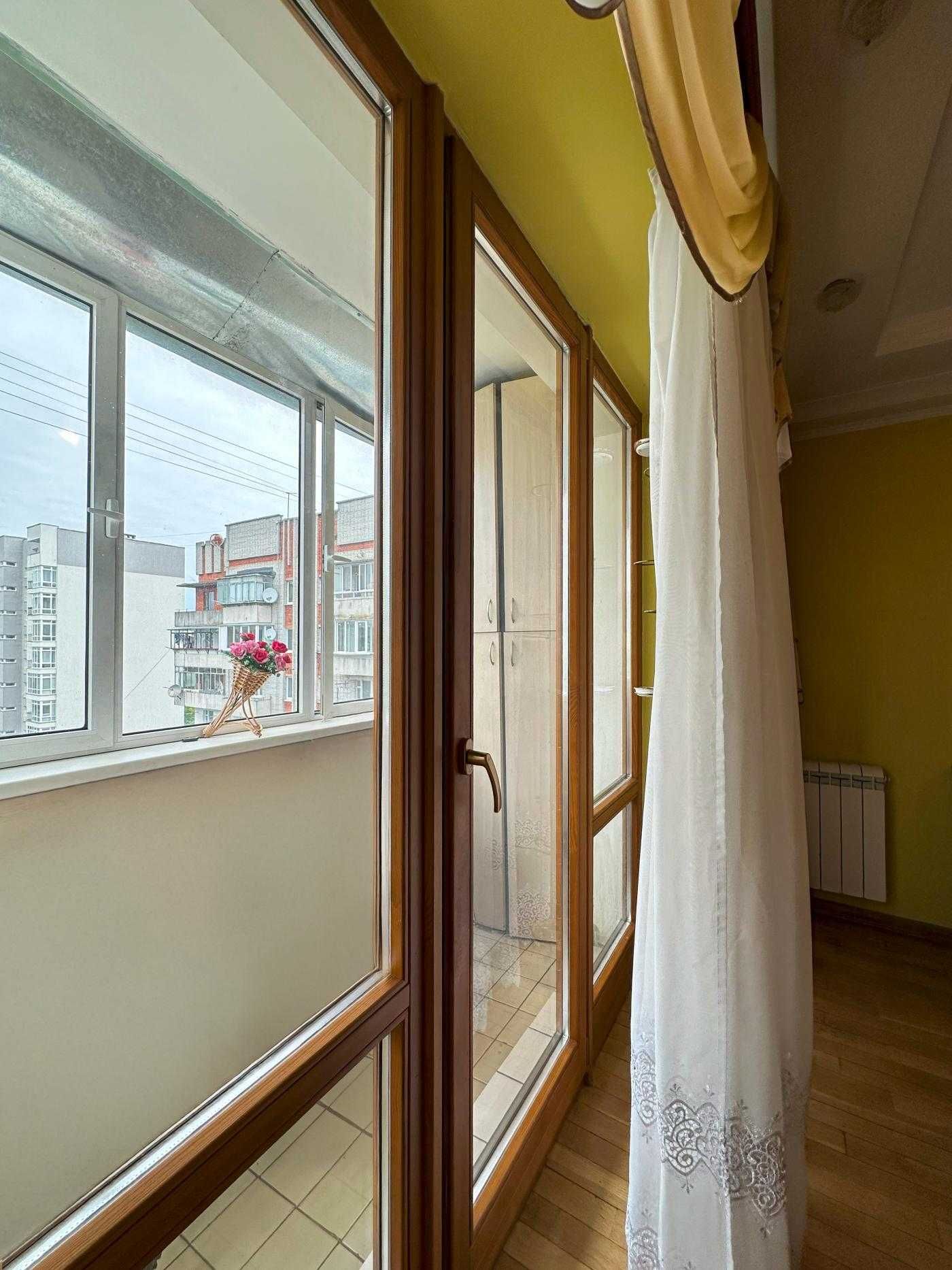 3-кімнатна квартира з ремонтом у Львові, вул. Панча, 67 м²