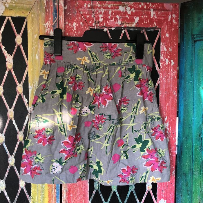 Spódnica w kwiaty Mystify [10]