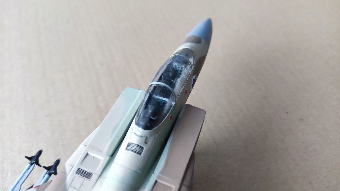 Сборная модель самолета 1:72 F-15I ВВС Израиля