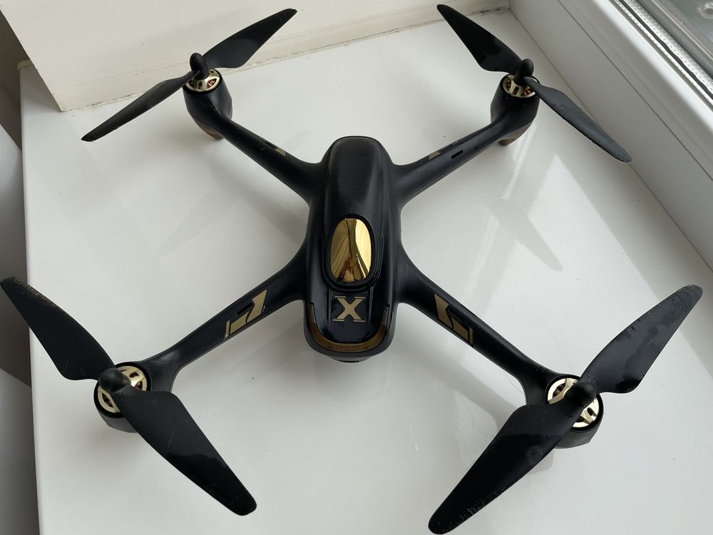 Квадрокоптер Hubsan H501A