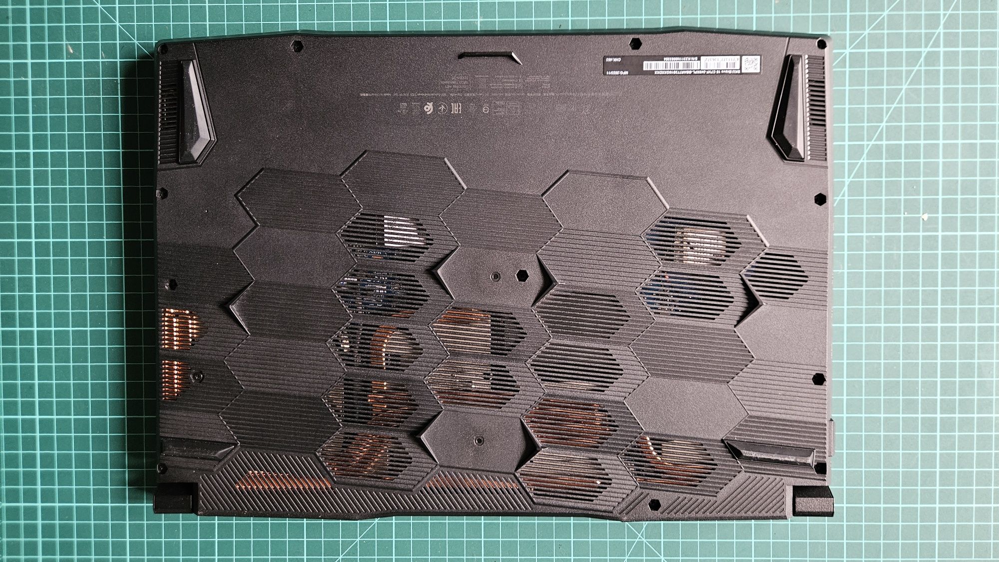 Laptop MSI Bravo 15 C7VF-249XPL z Win11 Pro