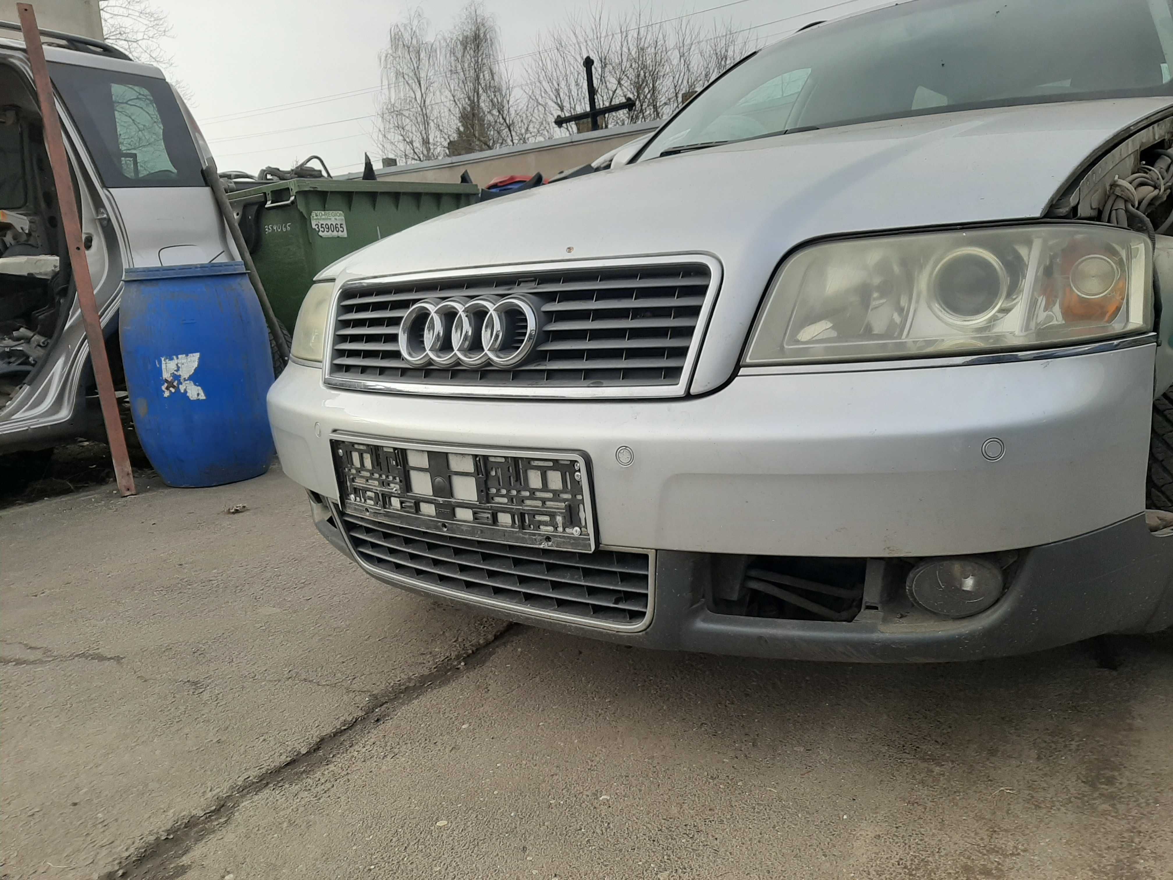 Audi A6 C5 2.5TDi V6 2001r.Kombi.Zderzak przedni.