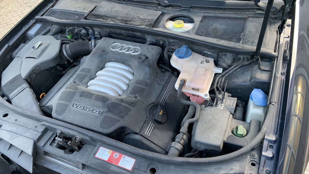 osłona silnika na silnik pokrywa AUDI A4 B6 A6 C5 2.4 V6