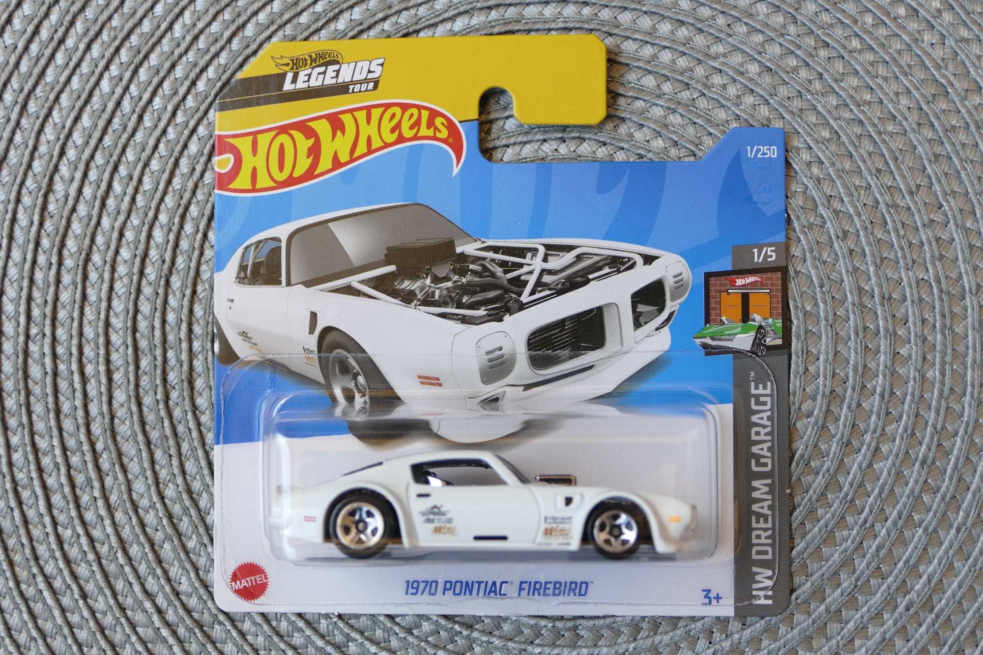 Hot Wheels autko "Resorak" 1970 PONTIAC FIREBIRD edycja 2022r.